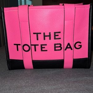 The tote bag New Condition
